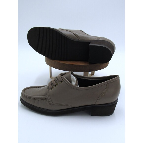 Walking Lady by Trotters Womens 6M Taupe Block Heeled Loafers Leather Casual - Picture 16 of 16